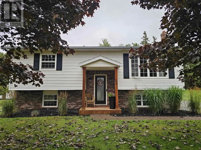 22 Cable Court, Stratford, Prince Edward Island C1B1A9