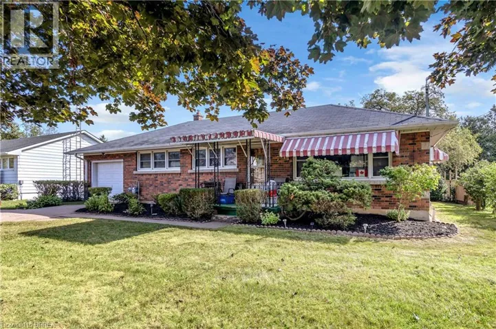 7 WILLOWDALE Street, Brantford, Ontario N3T0L3