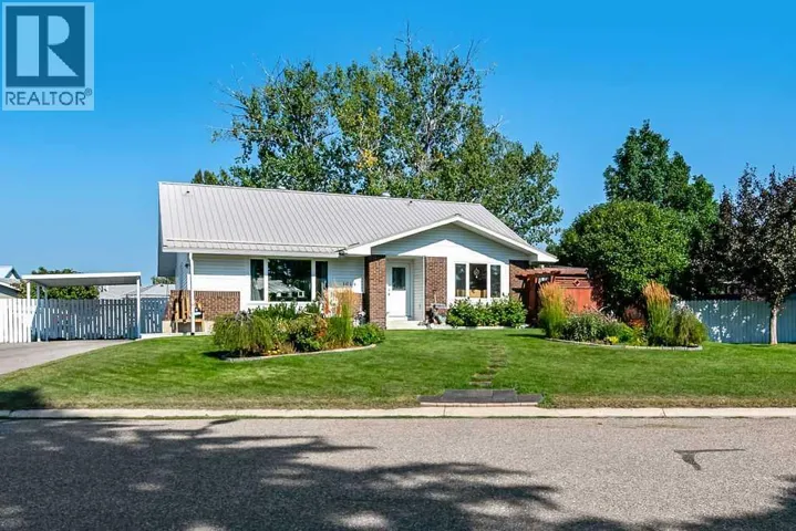1014 5 Street SW, High River, Alberta T1V1A8