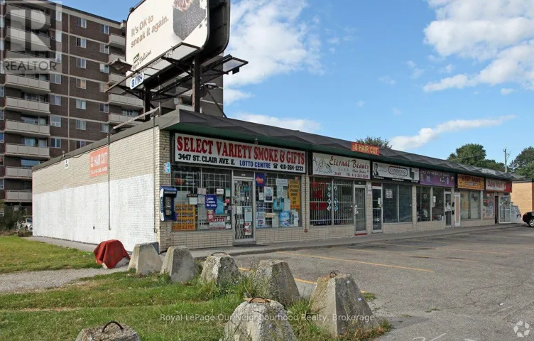3445 ST CLAIR AVENUE E, Toronto (Clairlea-Birchmount), Ontario M1L1W6