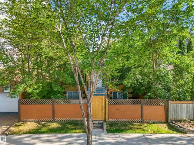 9347 105 AV NW NW, Edmonton, Alberta T5H0J7