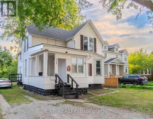 523 CARON AVENUE, Windsor, Ontario N9A5B5