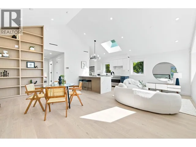 6168 GRANVILLE STREET, Vancouver, British Columbia V6M3E3