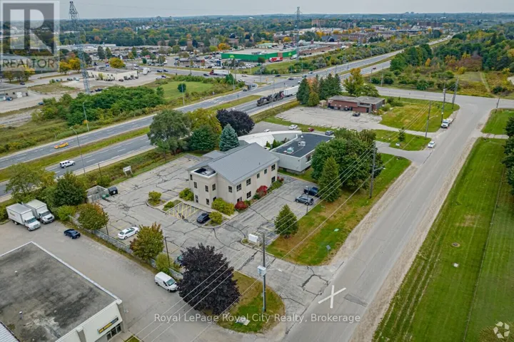 200 - 21 LEWIS ROAD, Guelph (Willow West/Sugarbush/West Acres), Ontario N1H1E9