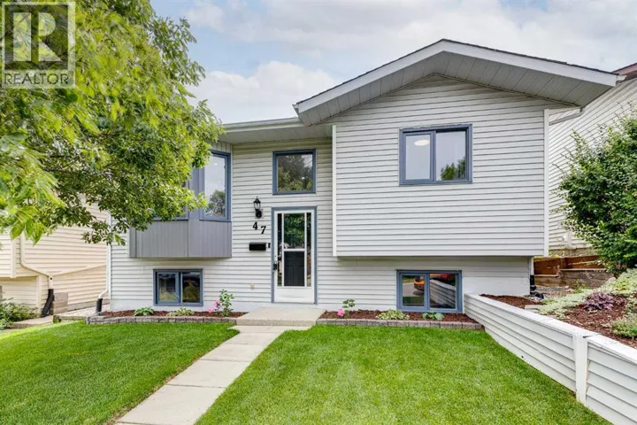 47 Macewan Meadow Link NW, Calgary, Alberta T3K3H4