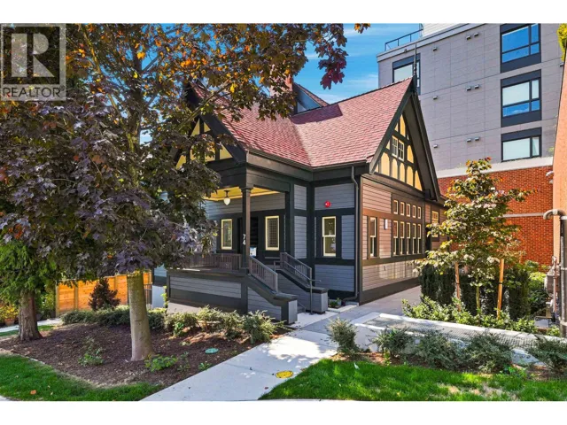 74 FIRST STREET, New Westminster, British Columbia V3L2G1