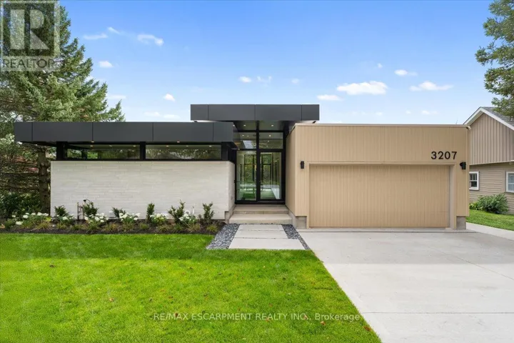 3207 VIVIAN LINE 37, Stratford, Ontario N5A5E2