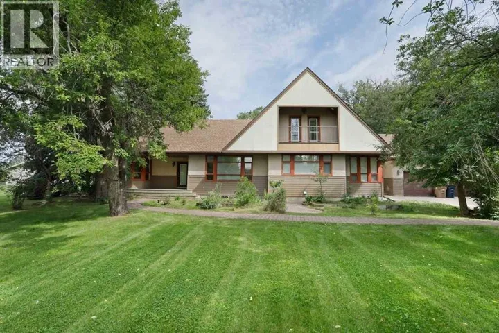 1024 Cassils Road W, Brooks, Alberta T1R0E2