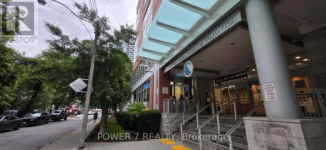 30 ISABELLA STREET, Toronto (Church-Yonge Corridor), Ontario M4Y1N1