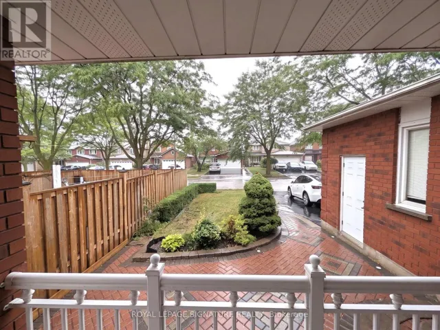 44 BANKVIEW CIRCLE, Toronto (West Humber-Clairville), Ontario M9W6S5