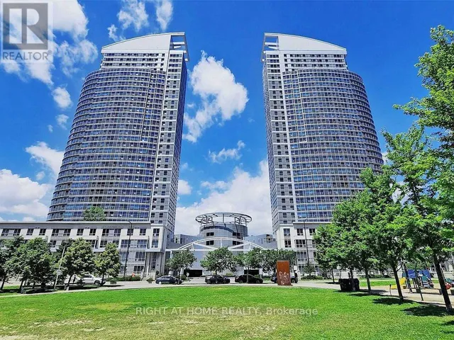 1615 - 36 LEE CENTRE DRIVE, Toronto (Woburn), Ontario M1H3K2