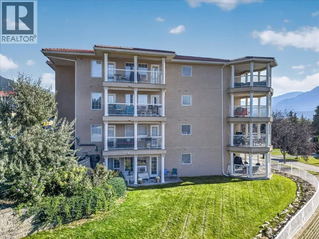 5052 Riverview Road Unit# 4004B, Fairmont Hot Springs, British Columbia V0B1L1
