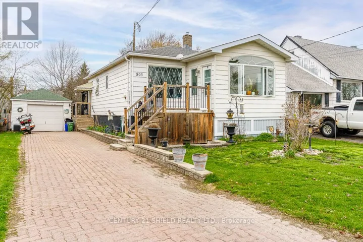803 LEONARD AVENUE E, Cornwall, Ontario K6J1L5