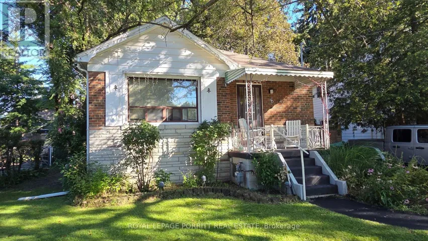 LOWER - 8 MEAFORD AVENUE, Toronto (Long Branch), Ontario M8V2H5