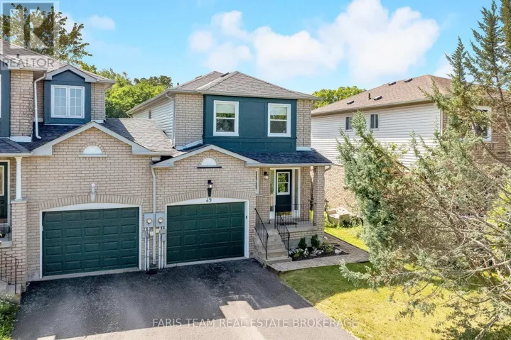 49 CUNNINGHAM DRIVE, Barrie (Ardagh), Ontario L4N8L4