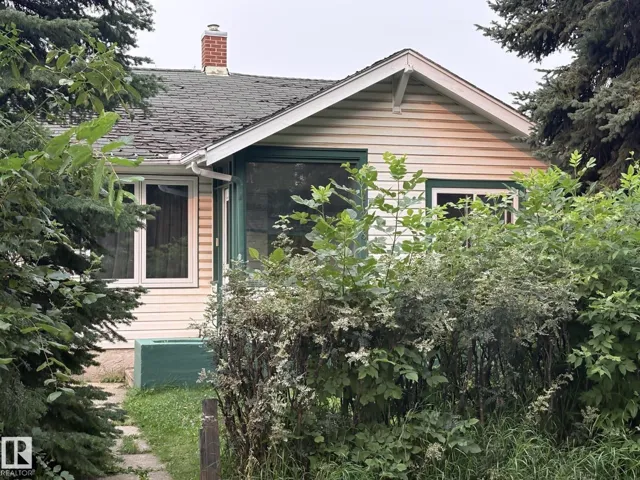 11216 68 ST NW, Edmonton, Alberta T5B1N5