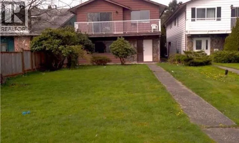 1810 TAYLOR STREET, Port Coquitlam, British Columbia V3C4S8