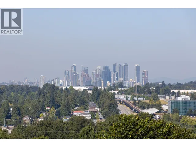 1906 3771 BARTLETT COURT, Burnaby, British Columbia V3J7G8