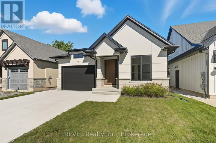 40 IVY CRESCENT, Thorold (Confederation Heights), Ontario L2V0J9