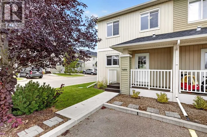 1401 Clover Link, Carstairs, Alberta T0M0M0