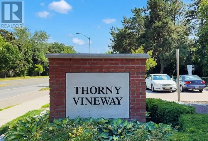 133 THORNY VINE WAY E, Toronto (Bayview Village), Ontario M2J4J4
