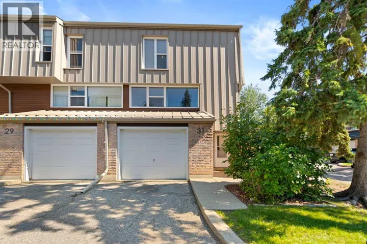 31 Brae Glen Court SW, Calgary, Alberta T2W1B6