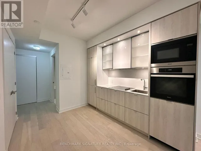 1208 - 11 YORKVILLE AVENUE, Toronto (Annex), Ontario M4W1L2