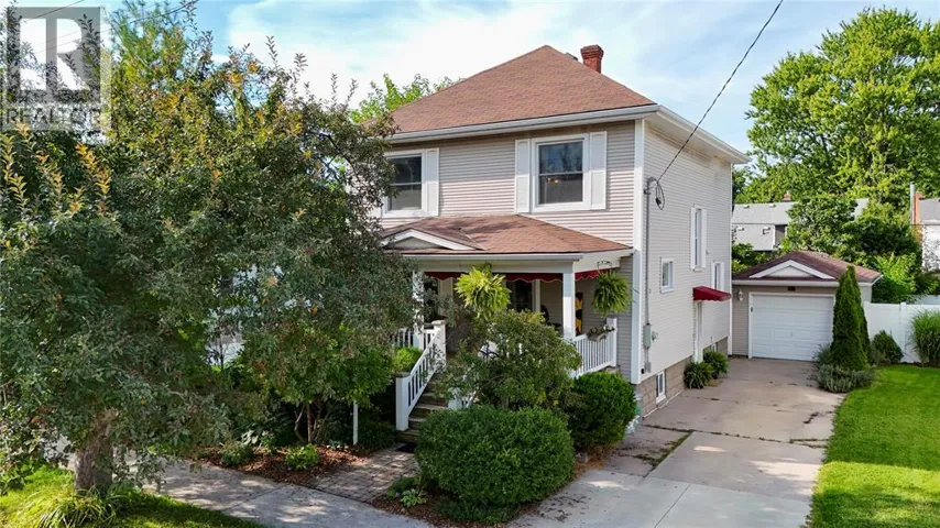 366 Cameron STREET, Sarnia, Ontario N7T4B6
