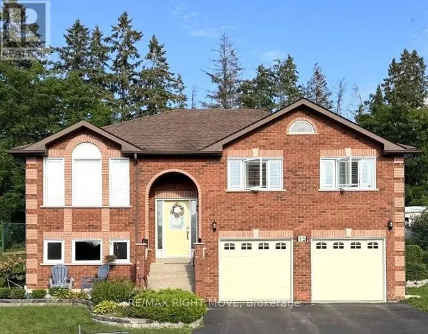15 WATSON COURT, Orillia, Ontario L3V7S5