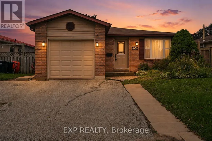 138 LILLIAN CRESCENT, Barrie (Sunnidale), Ontario L4N5X5