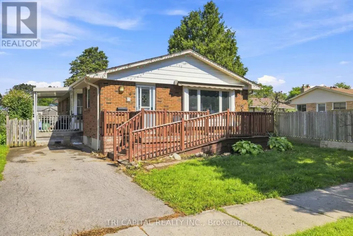 4 HARDING CRESCENT, London South (South Y), Ontario N6E1G3