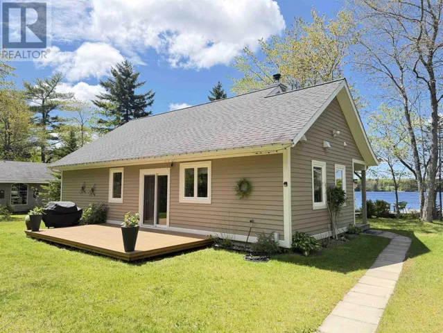 137 Beaver Point Road, North Kemptville, Nova Scotia B5A5X9