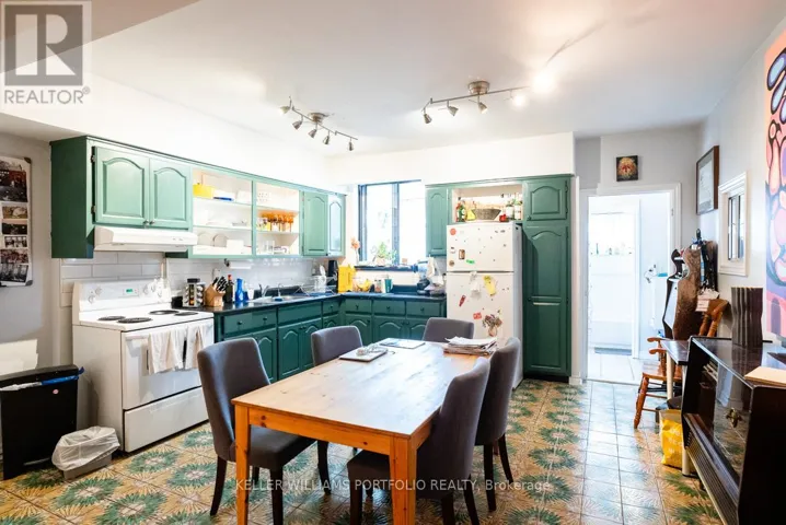 MAIN FL - 184 FRANKLIN AVENUE, Toronto (Dovercourt-Wallace Emerson-Junction), Ontario M6P3Y8