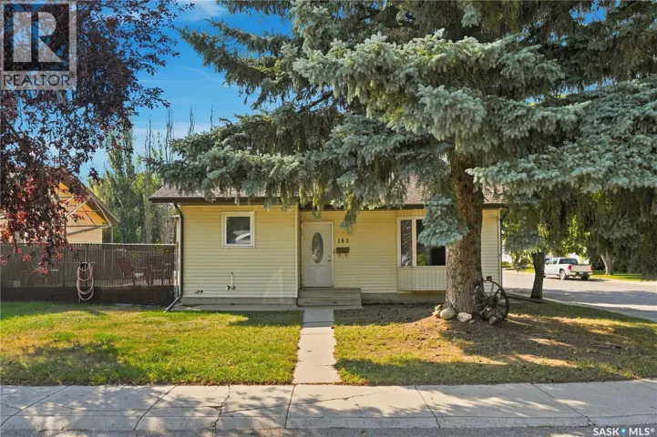 163 HEGGIE COURT, Saskatoon, Saskatchewan S7L7B4