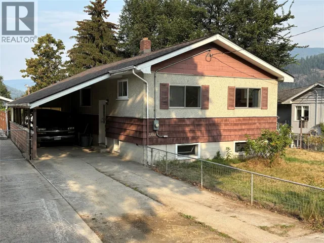 1104 Mcquarrie Avenue, Nelson, British Columbia V1L1B2