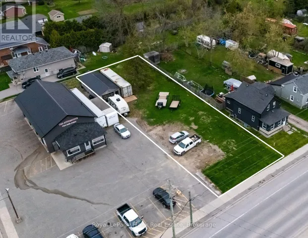 122 QUEEN STREET, Kawartha Lakes (Lindsay), Ontario K9V1N3