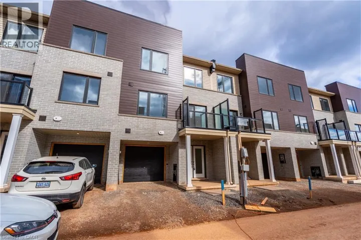 23 DRYDEN Lane, Hamilton, Ontario L8H0B6