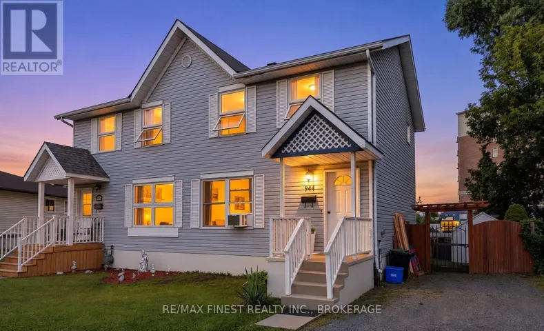 944 UXBRIDGE CRESCENT, Kingston (East Gardiners Rd), Ontario K7M8K8