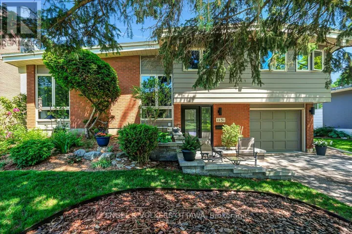 1131 CAMEO DRIVE, Ottawa, Ontario K2C1Y6
