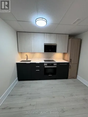 35 ASTERWIND CRESCENT, Brampton (Sandringham-Wellington), Ontario L6R1V8