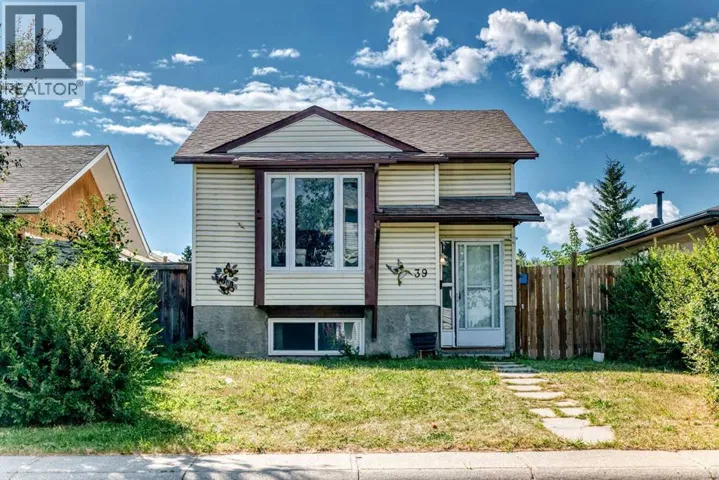 39 Aberdare Way NE, Calgary, Alberta T2A6T6