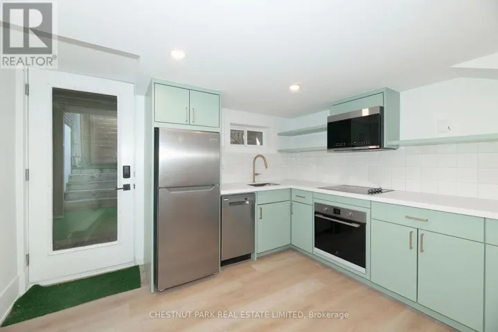 LOWER - 1105 QUEEN STREET, Toronto (South Riverdale), Ontario M4M1K7