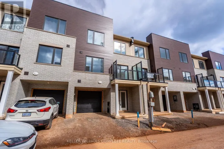 23 DRYDEN LANE, Hamilton (McQuesten), Ontario L8H0B6