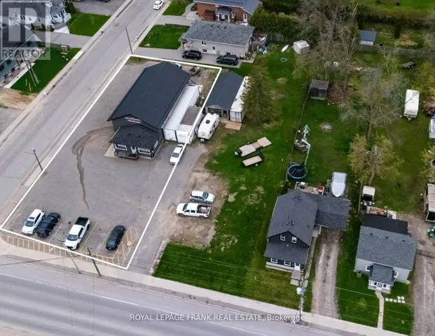 118 QUEEN STREET, Kawartha Lakes (Lindsay), Ontario K9V1G9