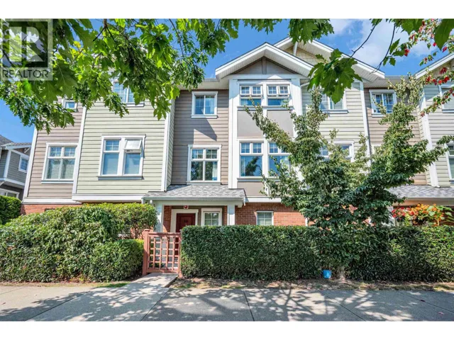 12 1135 EWEN AVENUE, New Westminster, British Columbia V3M5E3