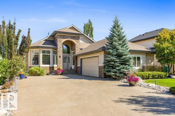 12 OAKHILL PL, St. Albert, Alberta T8N7H2