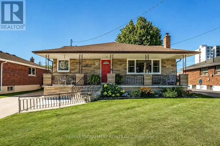 98 DUNCOMBE DRIVE, Hamilton (Hill Park), Ontario L9A2G3