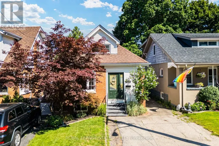 175 ROSSLYN AVENUE S, Hamilton (Delta), Ontario L8M3J4