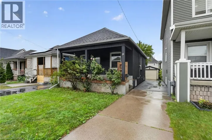 11 CRAIGMILLER Avenue, Hamilton, Ontario L8L3H9