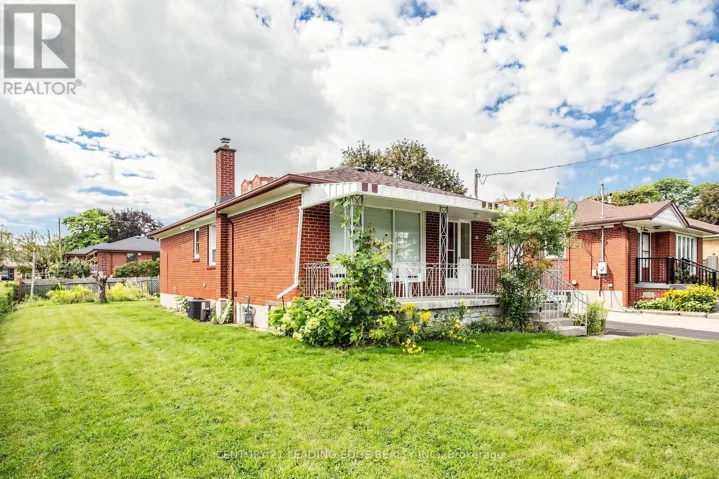 LOWER - 15 MARETTA AVENUE, Toronto (Eglinton East), Ontario M1K3X8